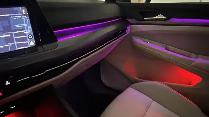 Photo 61 Volkswagen Golf  2.0 TDI SCR 150 DSG7