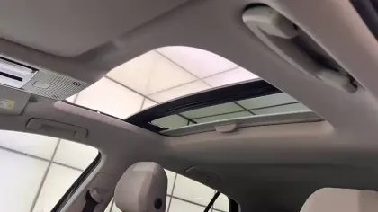 Photo 63 Volkswagen Golf  2.0 TDI SCR 150 DSG7