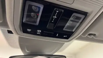 Photo 62 Volkswagen Golf  2.0 TDI SCR 150 DSG7