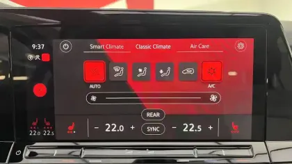 Photo 54 Volkswagen Golf  2.0 TDI SCR 150 DSG7