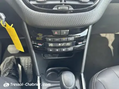 Photo 12 Peugeot 2008  BlueHDi 120ch S&S EAT6 Allure