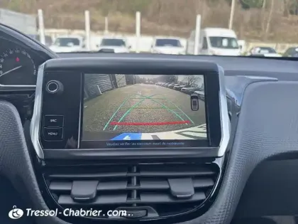 Photo 25 Peugeot 2008  BlueHDi 120ch S&S EAT6 Allure