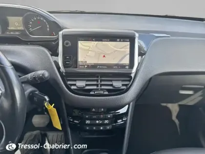 Photo 21 Peugeot 2008  BlueHDi 120ch S&S EAT6 Allure