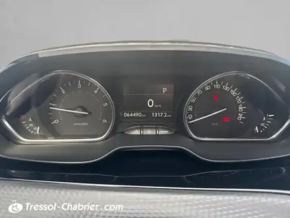 Photo 20 Peugeot 2008  BlueHDi 120ch S&S EAT6 Allure