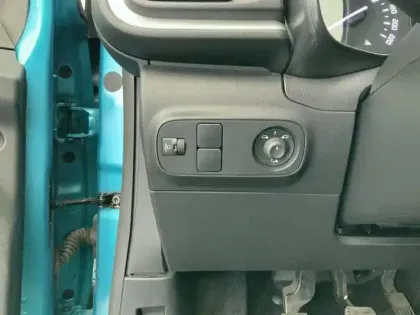 Photo 16 Citroën C3  PureTech 83 S&S BVM5 Feel Pack