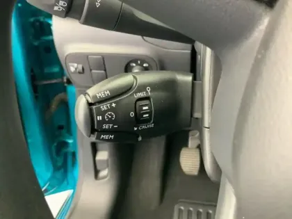 Photo 17 Citroën C3  PureTech 83 S&S BVM5 Feel Pack