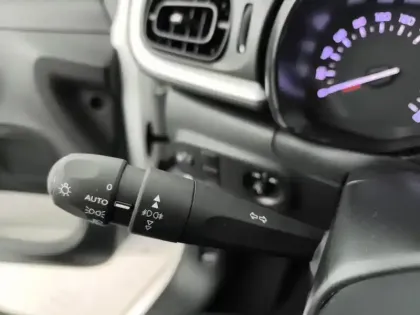 Photo 16 Citroën C3  PureTech 83 ch BVM5 Plus