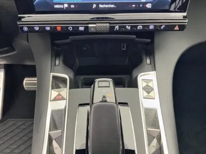 Photo 12 DS Ds 7  Hybride Rechargeable E-Tense 225 EAT8 Rivoli