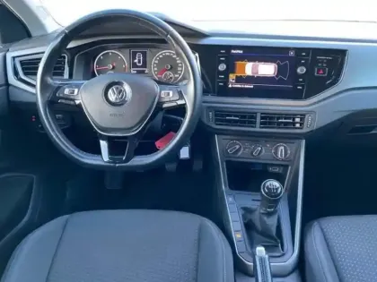 Photo 8 Volkswagen Polo BUSINESS 1.6 TDI 80 S&S BVM5 Confortline