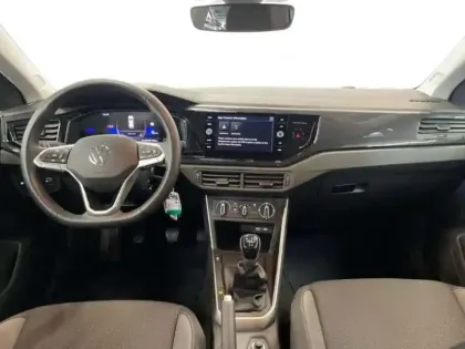 Photo 8 Volkswagen Polo 1.0 TSI 95 S&S BVM5 VW Edition