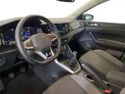 Photo 9 Volkswagen Polo 1.0 TSI 95 S&S BVM5 VW Edition