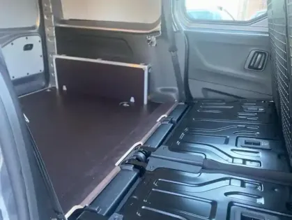 Photo 30 Peugeot Partner III Taille XL BDi 130 S&amp;S EAT8 Cab App