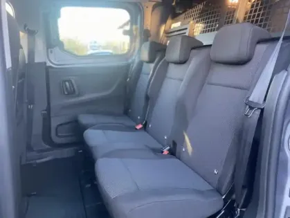 Photo 14 Peugeot Partner III Taille XL BDi 130 S&amp;S EAT8 Cab App