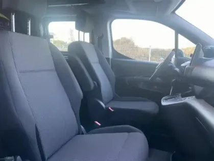 Photo 27 Peugeot Partner III Taille XL BDi 130 S&amp;S EAT8 Cab App