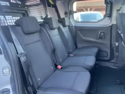 Photo 28 Peugeot Partner III Taille XL BDi 130 S&amp;S EAT8 Cab App