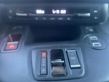 Photo 12 Peugeot Partner III Taille XL BDi 130 S&amp;S EAT8 Cab App