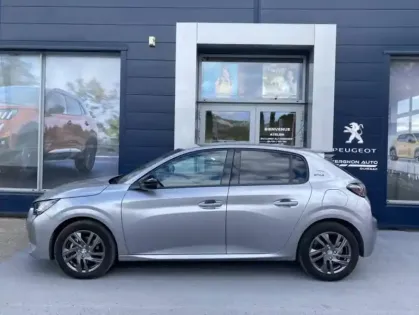 Photo 1 Peugeot 208 II PureTech 100 S&amp;S Style