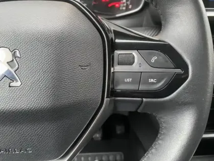 Photo 29 Peugeot 208 II PureTech 100 S&S Style