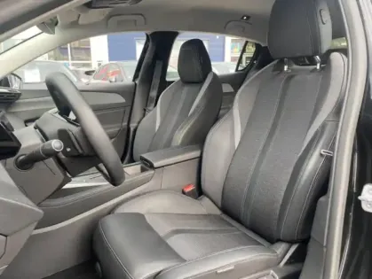 Photo 14 Peugeot 308 III PureTech 130 S&amp;S EAT8 ALLURE PACK