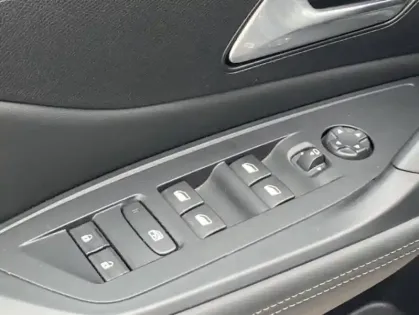 Photo 13 Peugeot 308 III PureTech 130 S&amp;S EAT8 ALLURE PACK