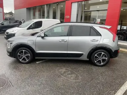 Photo 8 Kia Niro 1.6 GDi 183 ch PHEV DCT6 Premium