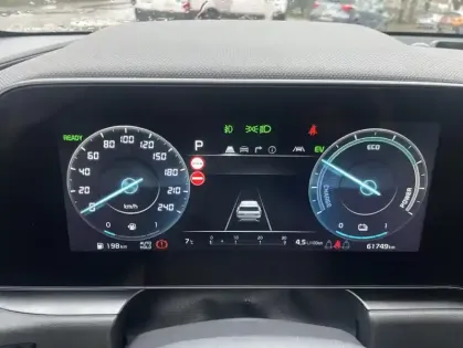 Photo 11 Kia Niro 1.6 GDi 183 ch PHEV DCT6 Premium