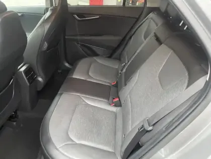 Photo 10 Kia Niro 1.6 GDi 183 ch PHEV DCT6 Premium