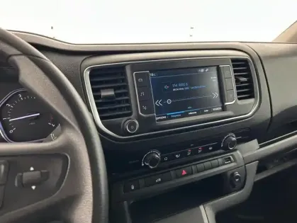 Photo 15 Peugeot Expert Fg VUL M 2.0 BlueHDi 145ch Pack Asphalt 3 Places