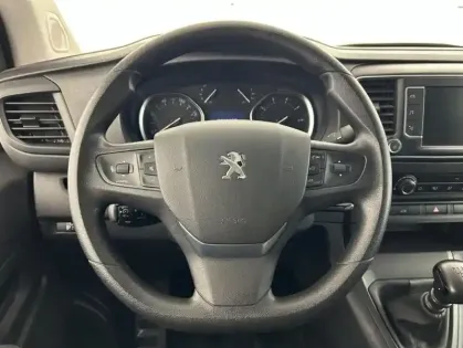 Photo 12 Peugeot Expert Fg VUL M 2.0 BlueHDi 145ch Pack Asphalt 3 Places