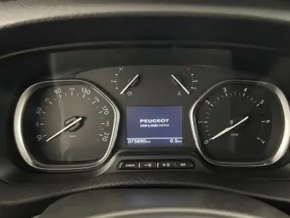 Photo 14 Peugeot Expert Fg VUL M 2.0 BlueHDi 145ch Pack Asphalt 3 Places