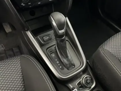 Photo 18 Suzuki Vitara 1.5 Dualjet Hybrid 115ch Privilège Auto Allgrip