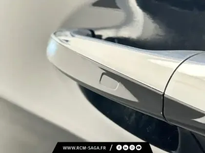 Photo 18 Mercedes Classe A 200 d AMG Line