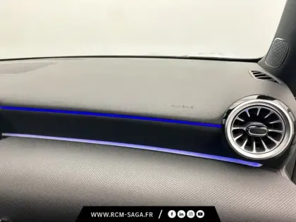 Photo 16 Mercedes Classe A 200 d AMG Line