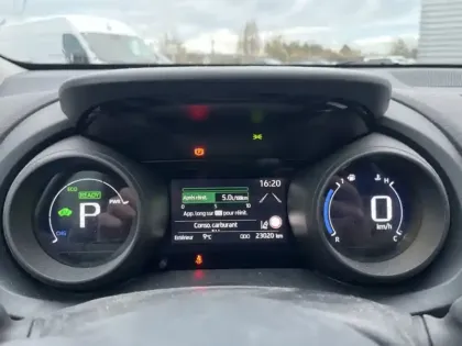 Photo 13 Toyota Yaris Hybride 116h Design NG