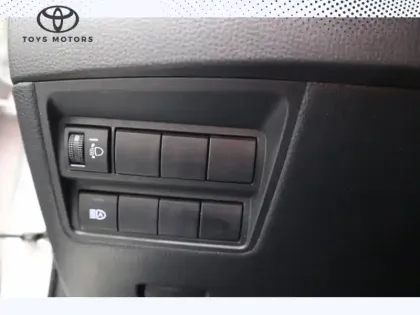 Photo 12 Toyota Yaris Hybride 116h Dynamic