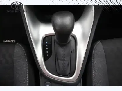 Photo 14 Toyota Yaris Hybride 116h Dynamic