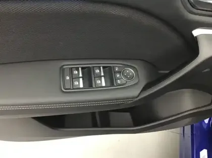 Photo 16 Renault Symbioz Nouveau E-Tech full hybrid 145 Iconic