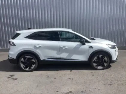 Photo 3 Renault Symbioz Nouveau E-Tech full hybrid 145 Iconic