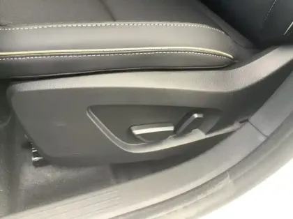 Photo 25 Renault Symbioz Nouveau E-Tech full hybrid 145 Iconic