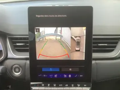 Photo 18 Renault Symbioz Nouveau E-Tech full hybrid 145 Iconic