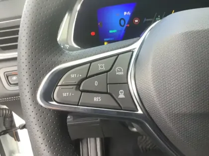 Photo 23 Renault Symbioz Nouveau E-Tech full hybrid 145 Iconic