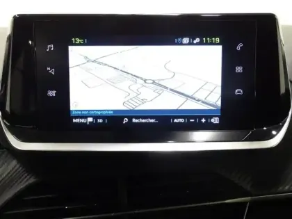 Photo 14 Peugeot 208  e- 136ch Style