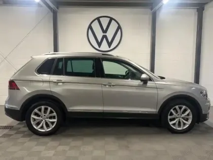 Photo 2 Volkswagen Tiguan  2.0 TDI 150ch Carat