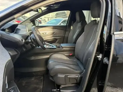 Photo 8 Peugeot 5008  1.6 PureTech 180ch S&S GT Line EAT8