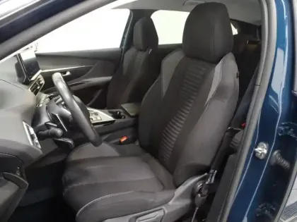 Photo 6 Peugeot 3008  1.2 PureTech 130ch S&S Style EAT8