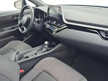 Photo 11 Toyota C-HR  122h Dynamic 2WD E-CVT MC19