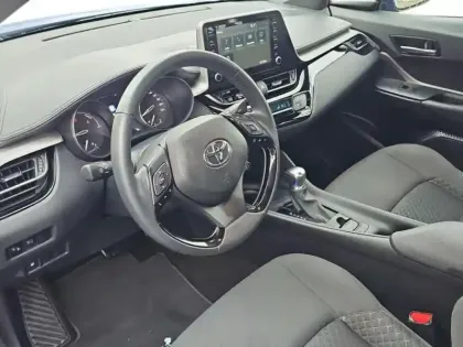 Photo 12 Toyota C-HR  122h Dynamic 2WD E-CVT MC19