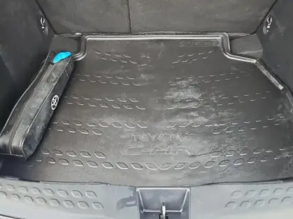 Photo 14 Toyota C-HR  122h Dynamic 2WD E-CVT MC19