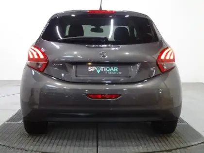 Photo 2 Peugeot 208  1.2 PureTech 82ch E6.c Allure 5p