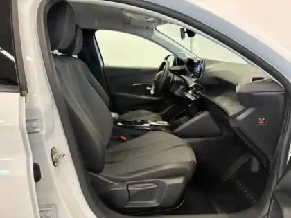 Photo 8 Peugeot 208  1.2 PureTech 100ch S&S Allure EAT8